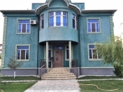 Satılır 5 otaqlı 400 m2 bağ evi Novxanı