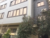 İcarəyə verilir 4 otaqlı 110 m2 köhnə tikili Gənclik m.