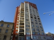 İcarəyə verilir 3 otaqlı 130 m2 yeni tikili Elmlər Akademiyası m.