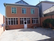 Satılır 9 otaqlı 280 m2 həyət evi Y.Günəşli