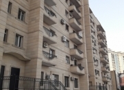 İcarəyə verilir 3 otaqlı 100 m2 köhnə tikili Şah İsmayıl Xətai m.