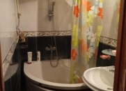 İcarəyə verilir 4 otaqlı 150 m2 köhnə tikili Metropark