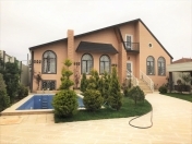 Satılır 4 otaqlı 240 m2 bağ evi Mərdəkan