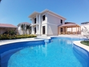 Satılır 4 otaqlı 260 m2 bağ evi Mərdəkan