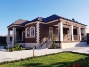 Satılır 4 otaqlı 200 m2 bağ evi Mərdəkan