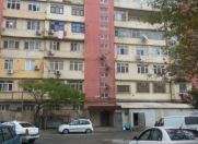 Satılır 2 otaqlı 44 m2 köhnə tikili Ayna Sultanova heykəli