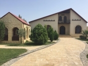Satılır 4 otaqlı 220 m2 bağ evi Şüvəlan