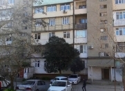 Satılır 4 otaqlı 105 m2 köhnə tikili Əhmədli m.
