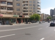 Satılır 3 otaqlı 1473 m2 obyekt Elmlər Akademiyası m.