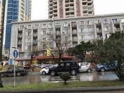 Satılır 2 otaqlı 43.5 m2 köhnə tikili Yasamal r.