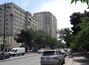 İcarəyə verilir 4 otaqlı 150 m2 yeni tikili Qələbə dairəsi