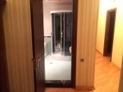 İcarəyə verilir 3 otaqlı 170 m2 yeni tikili Tibb Universiteti