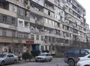 Satılır 4 otaqlı 110 m2 köhnə tikili İnşaatçılar m.