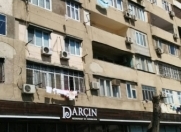 Satılır 3 otaqlı 75 m2 köhnə tikili Yasamal parkı