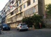 Satılır 3 otaqlı 112 m2 köhnə tikili İnşaatçılar m.