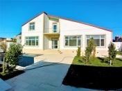 Satılır 5 otaqlı 200 m2 bağ evi Mərdəkan