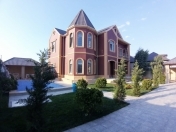 Satılır 5 otaqlı 250 m2 bağ evi Mərdəkan