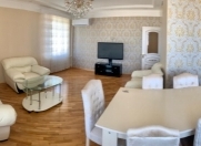 İcarəyə verilir 3 otaqlı 135 m2 yeni tikili Nərimanov heykəli