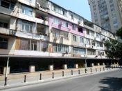 Satılır 3 otaqlı 80 m2 köhnə tikili Musabəyov parkı