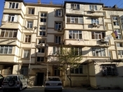 Satılır 1 otaqlı 35 m2 köhnə tikili Ayna Sultanova heykəli