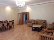 İcarəyə verilir 2 otaqlı 112 m2 yeni tikili Azadlıq prospekti m.