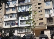 Satılır 4 otaqlı 100 m2 köhnə tikili Yeni Yasamal