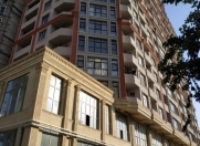 İcarəyə verilir 3 otaqlı 120 m2 yeni tikili Tibb Universiteti