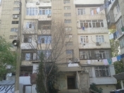 Satılır 4 otaqlı 100 m2 köhnə tikili Yeni Yasamal