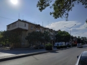 Satılır 3 otaqlı 70 m2 köhnə tikili Y.Suraxanı