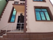 Satılır 4 otaqlı 200 m2 villa Masazır