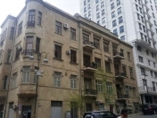 İcarəyə verilir 6 otaqlı 260 m2 ofis Axundov bağı