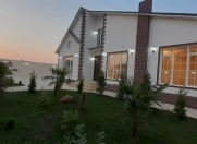 Satılır 5 otaqlı 240 m2 bağ evi Mərdəkan