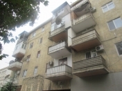 İcarəyə verilir 1 otaqlı 35 m2 köhnə tikili İnşaatçılar m.