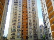 Satılır 3 otaqlı 92 m2 yeni tikili Azadlıq prospekti m.