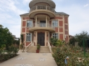 Satılır 7 otaqlı 295 m2 bağ evi Buzovna