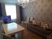 Satılır 3 otaqlı 85 m2 köhnə tikili Əhmədli m.