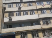 Satılır 2 otaqlı 60 m2 köhnə tikili İnşaatçılar m.