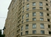 İcarəyə verilir 4 otaqlı 165 m2 yeni tikili Nizami m.