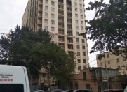 Satılır 3 otaqlı 110 m2 yeni tikili Tibb Universiteti