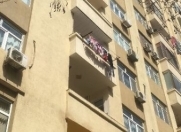 İcarəyə verilir 4 otaqlı 130 m2 köhnə tikili Elmlər Akademiyası m.