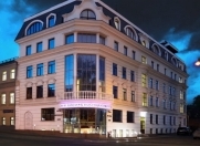 Satılır 46 otaqlı 5000 m2 obyekt Gənclik m.