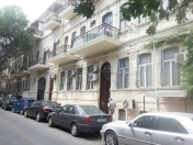 Satılır 1 otaqlı 38 m2 köhnə tikili Sahil m.