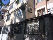 İcarəyə verilir 2 otaqlı 40 m2 köhnə tikili Elmlər Akademiyası m.