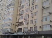 Satılır 2 otaqlı 80 m2 yeni tikili Ayna Sultanova heykəli