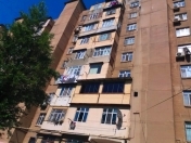 Satılır 2 otaqlı 60 m2 köhnə tikili Əhmədli m.