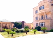 Satılır 9 otaqlı 351 m2 bağ evi Bilgəh