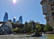 İcarəyə verilir 4 otaqlı 150 m2 köhnə tikili Azneft meydanı