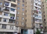 Satılır 2 otaqlı 65 m2 köhnə tikili Azadlıq prospekti m.