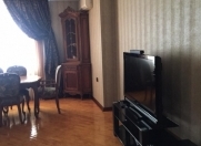 İcarəyə verilir 4 otaqlı 160 m2 yeni tikili Bakı