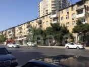 Satılır 1 otaqlı 35 m2 köhnə tikili Dostluq kinoteatrı